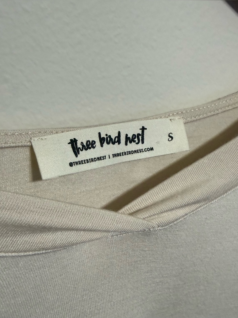 Three Bird Nest The Nest Coffee Sunsets V Neck Top Women S - Picture 5 of 5